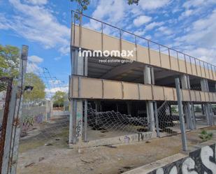 Exterior view of Industrial buildings for sale in Vilanova i la Geltrú