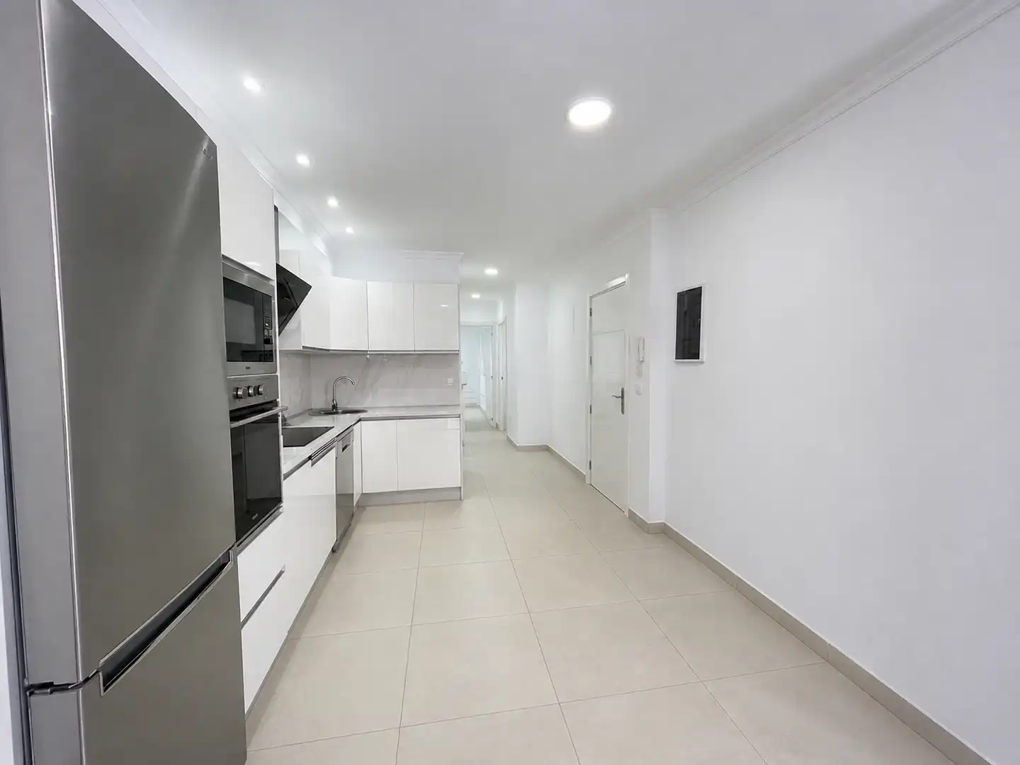 Cocina de Piso en venta en San Bartolomé de Tirajana con Aire acondicionado, Microondas y Balcón