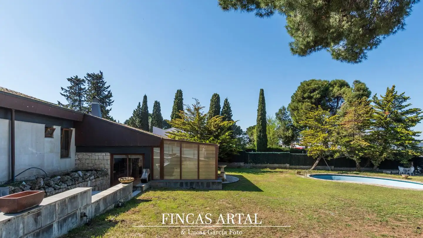 Jardín de Casa o chalet en venta en Zaragoza con Aire acondicionado, Calefacción y Jardín privado