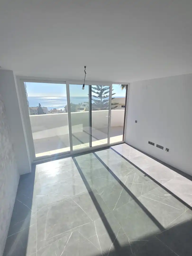 Àtic amb piscina en venda a Solymar, imagen 4