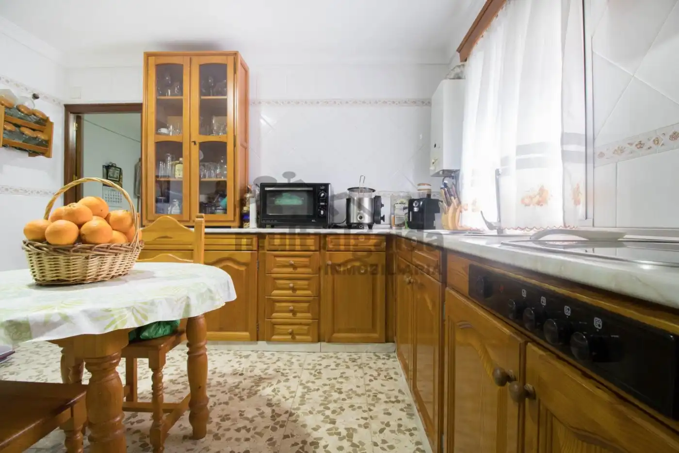 Cuina de Casa o xalet en venda en Sanlúcar de Barrameda amb Aire condicionat, Terrassa i Traster