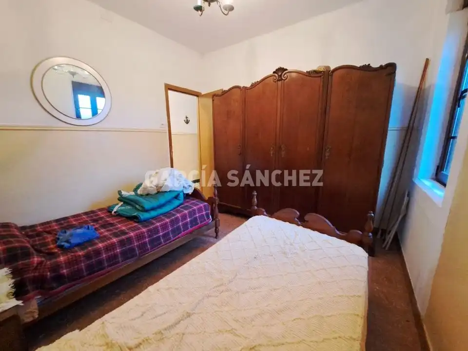 Dormitori de Casa o xalet en venda en Boiro amb Jardí privat i Traster