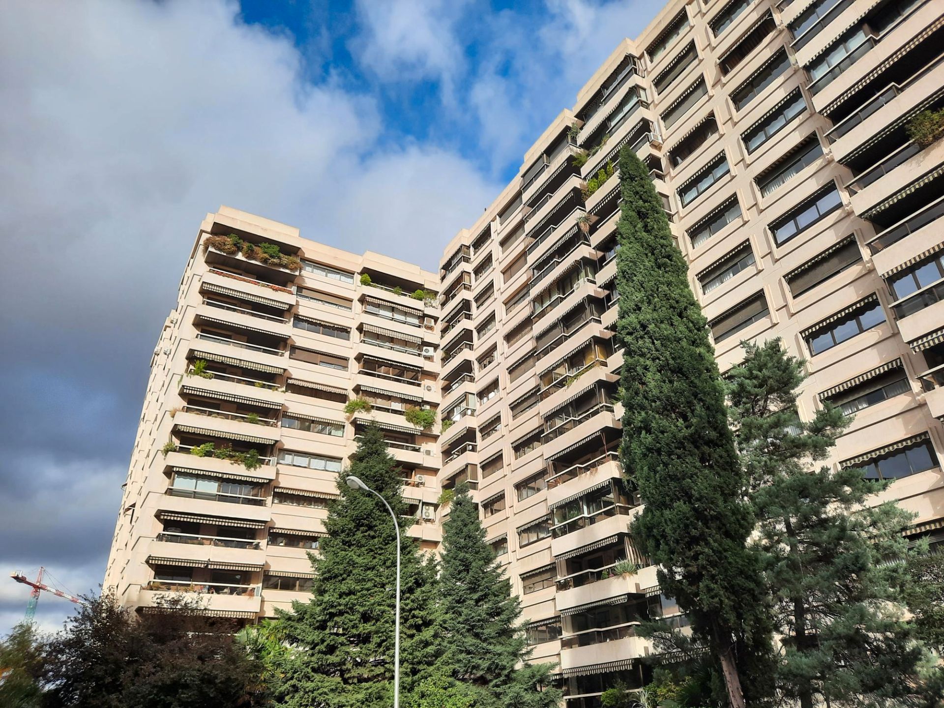 Exterior view of Flat to rent in  Madrid Capital  with Heating, Private garden and Terrace