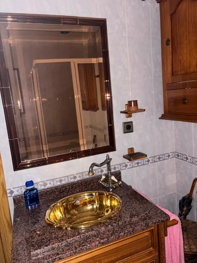 Baño de Piso en venta en Armilla con Amueblado