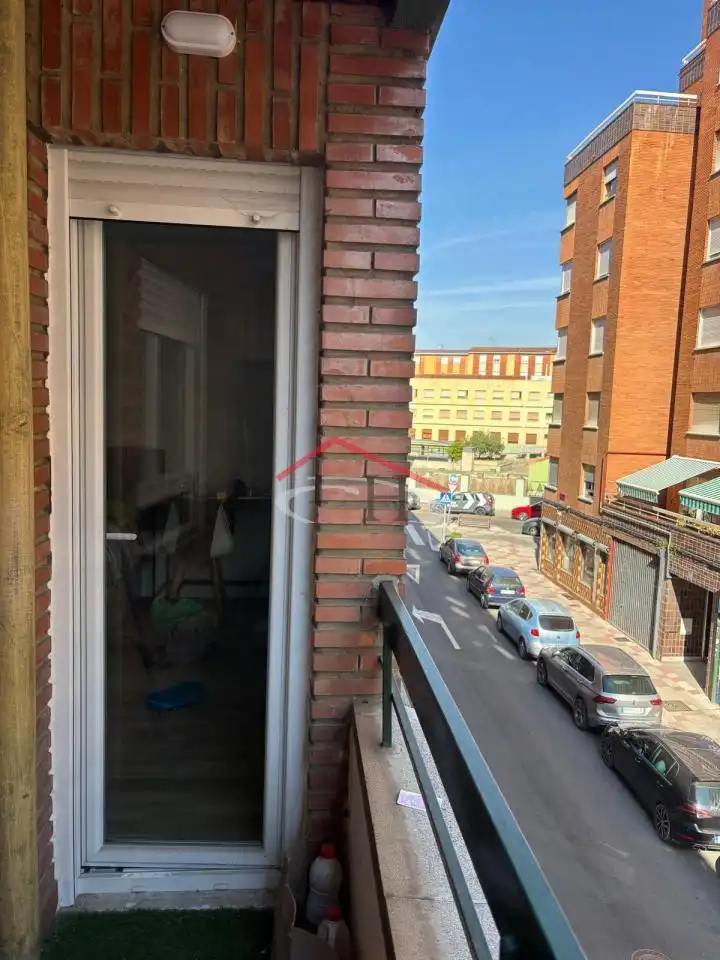 Terraza de Piso en venta en León Capital  con Calefacción, Parquet y Terraza