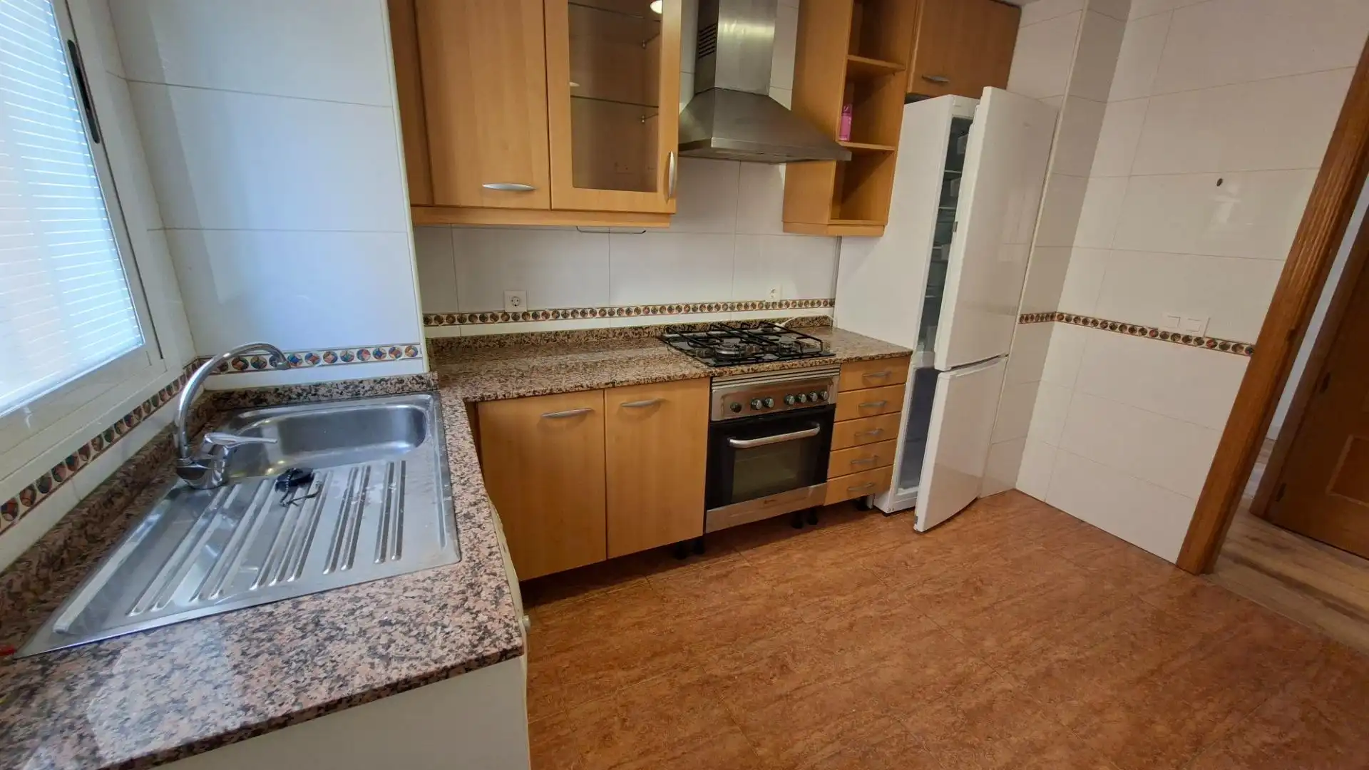 Kitchen of Flat for sale in Alicante / Alacant  with Terrace and Storage room