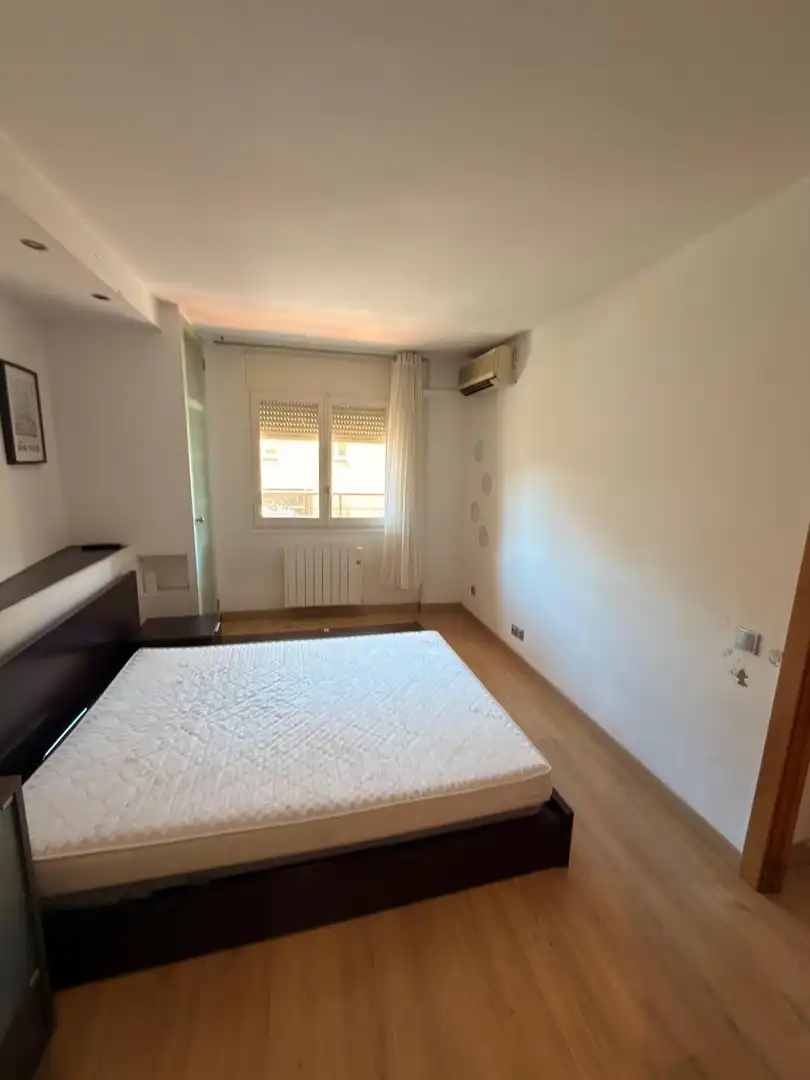 Schlafzimmer von Wohnung zum Verkauf in Lleida mit Klimaanlage und Heizung