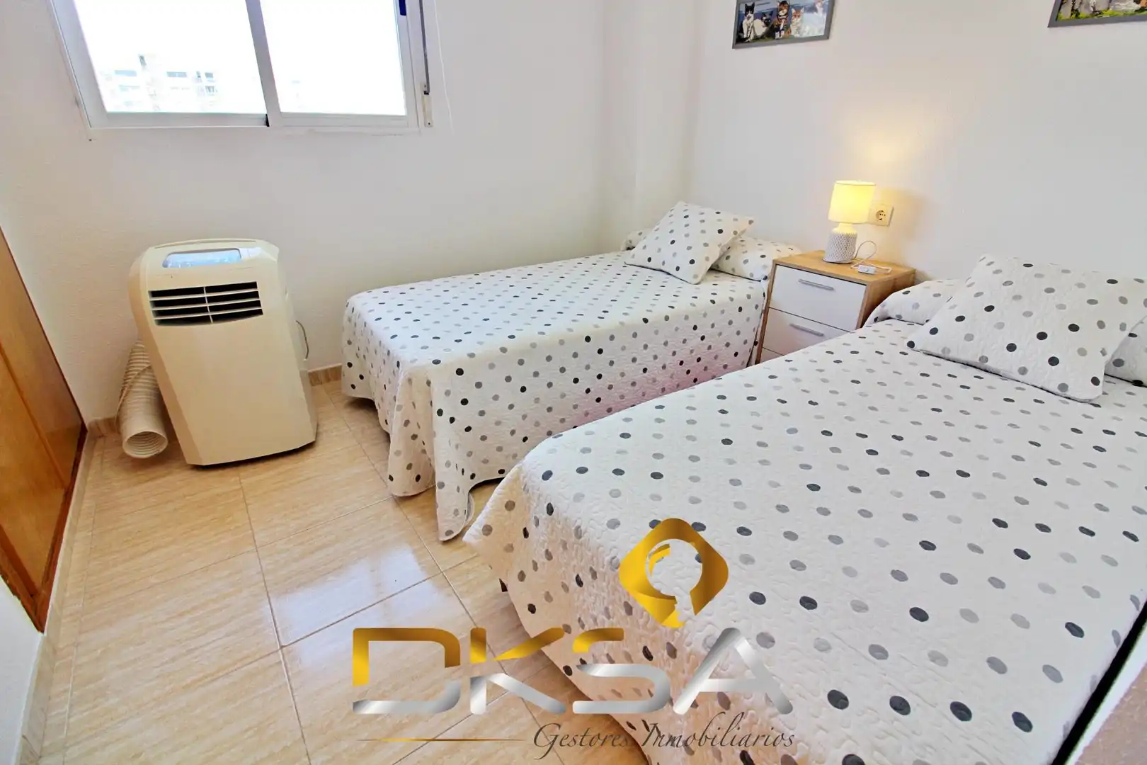 Apartment with pool for sale in Calle AMPLARIES, imagen 29