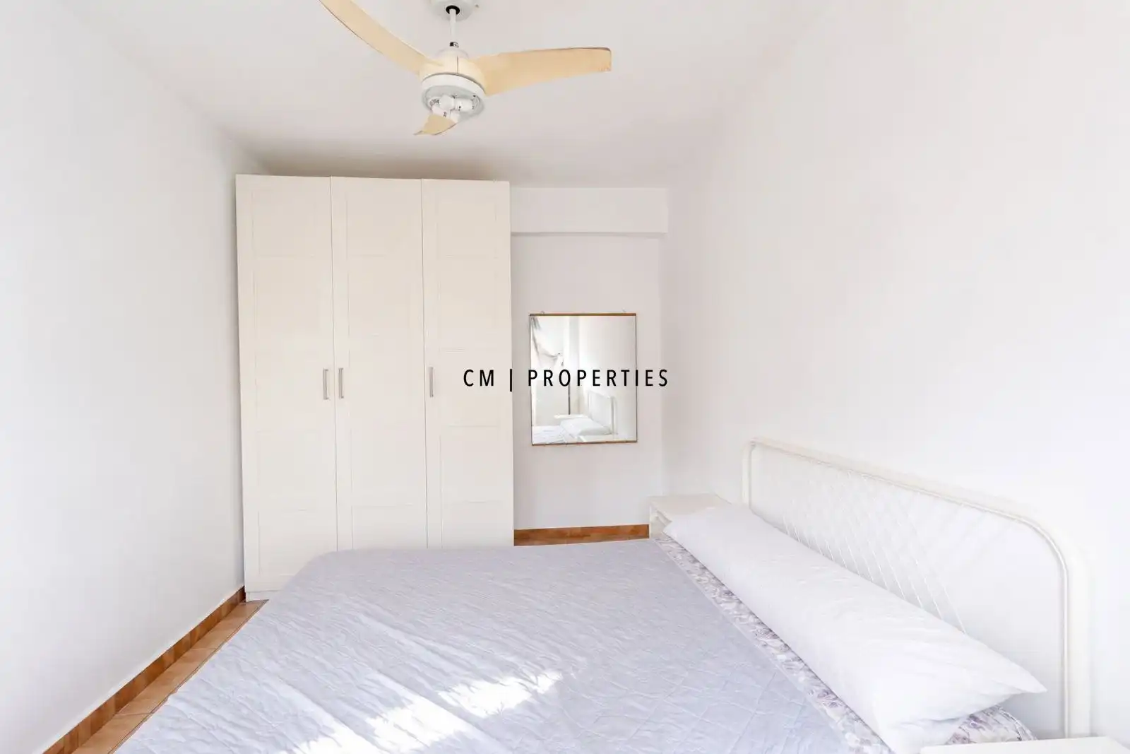 Habitación de Piso en venta en Valencia con Amueblado y Horno