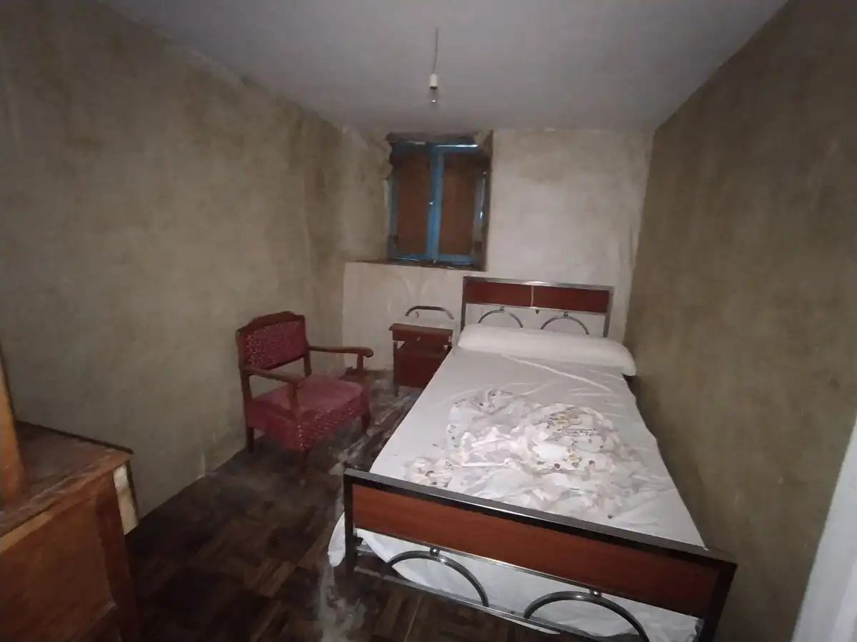 Bedroom of Houses for sale in Fabero  with Heating and Terrace