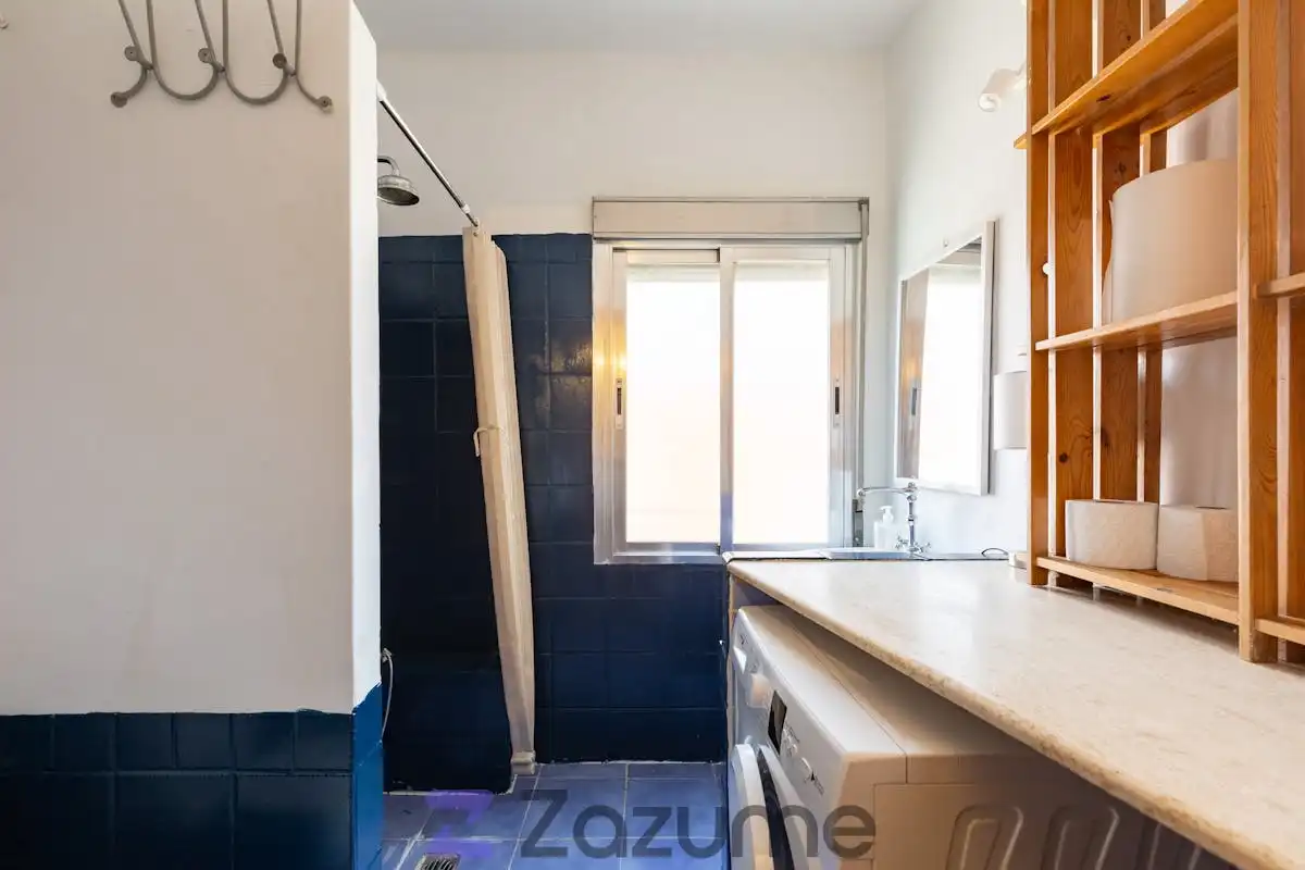 Bathroom of Lofts for rent in Madrid  with Air Conditioner, Heating and Furnished