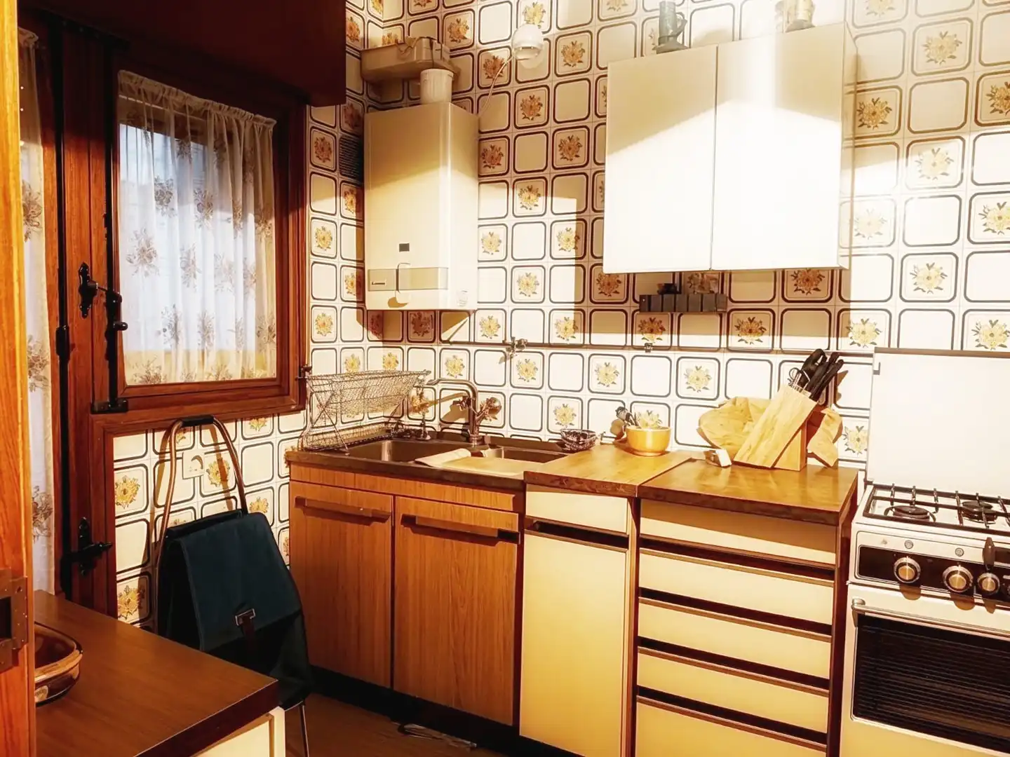 Kitchen of Detached homes for sale in Manzanares El Real  with Heating, Private garden and Terrace