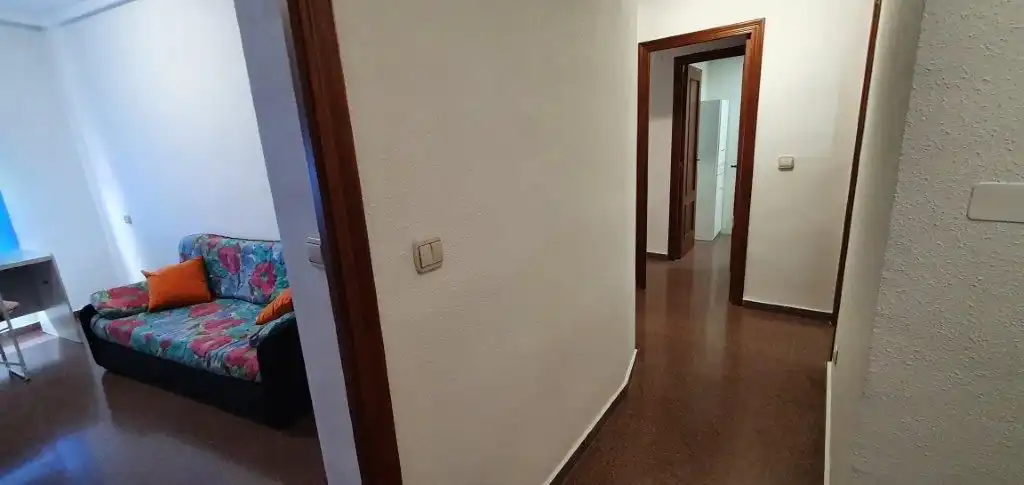 Wohnung zur Miete in Petrer mit Möbliert, Ofen und Waschmaschine