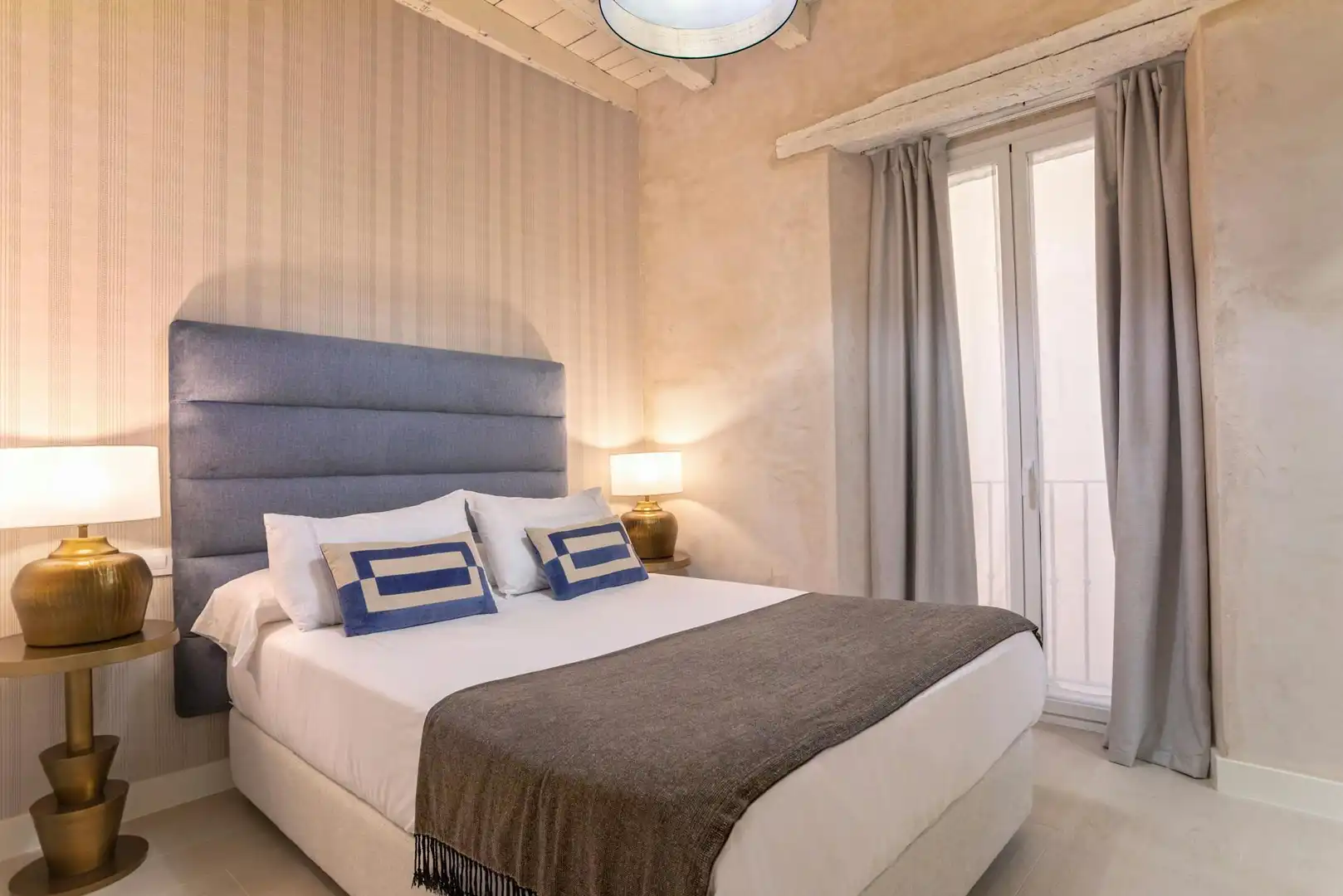 Habitación de Piso de alquiler en Sevilla con Aire acondicionado, Calefacción y Lavadora
