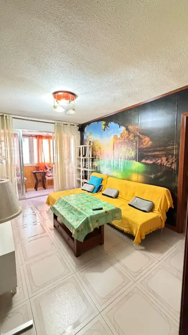 Sala de estar de Piso en venta en Parla con Calefacción
