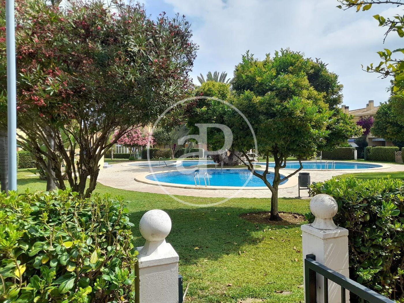 Swimming pool of Flat to rent in Dénia  with Air Conditioner, Heating and Private garden