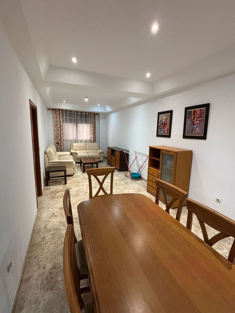 Pis en venda a Calle Linares, Centro