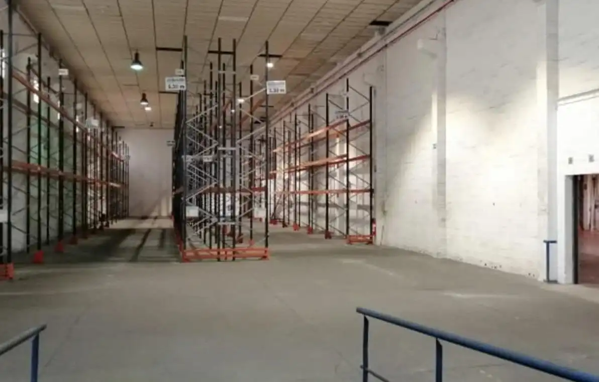 Industrial building for sale in Calle de Gambrinus 61, imagen 10