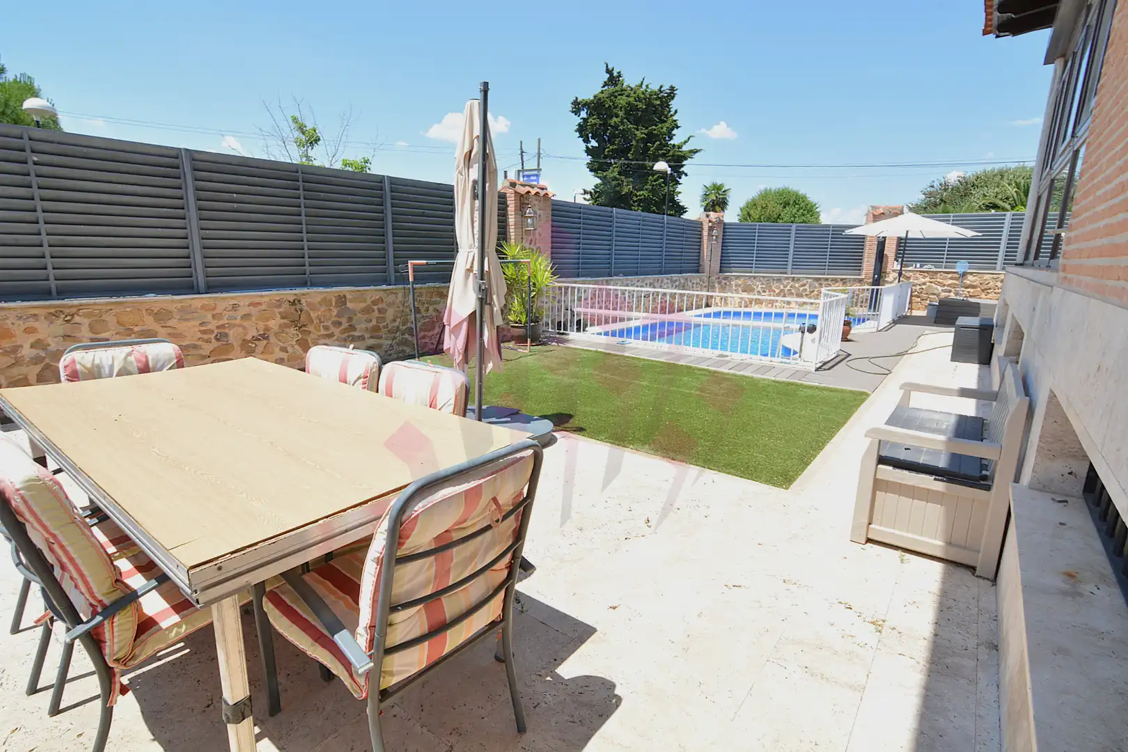 Terrassa de Casa o xalet en venda en Ciudad Real amb Aire condicionat, Calefacció i Jardí privat