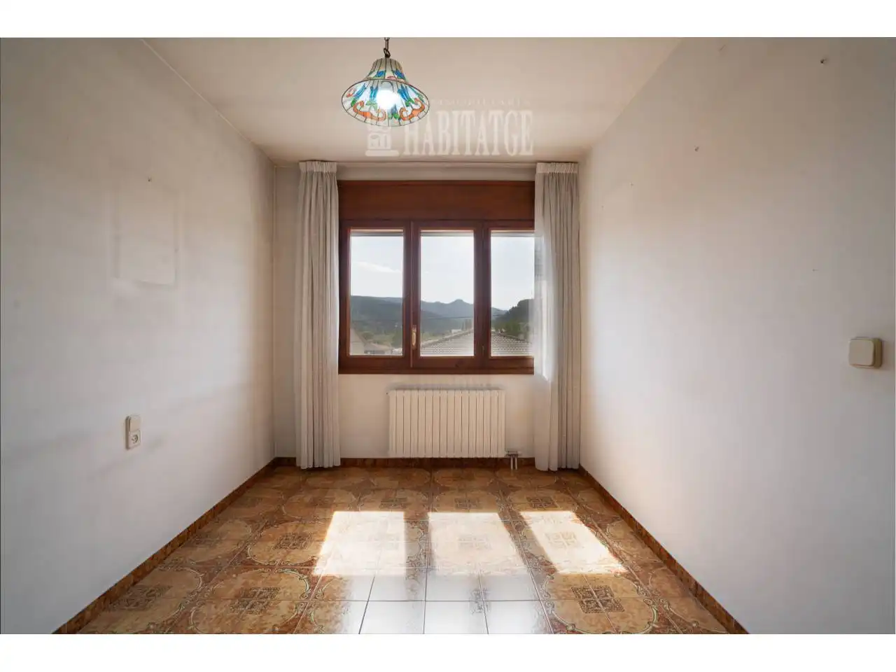 Bedroom of Houses for sale in Centelles  with Air Conditioner, Heating and Terrace