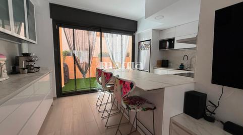 Foto 4 de Casa adosada en venda a Narcís Monturiol, Montornès del Vallès, Barcelona