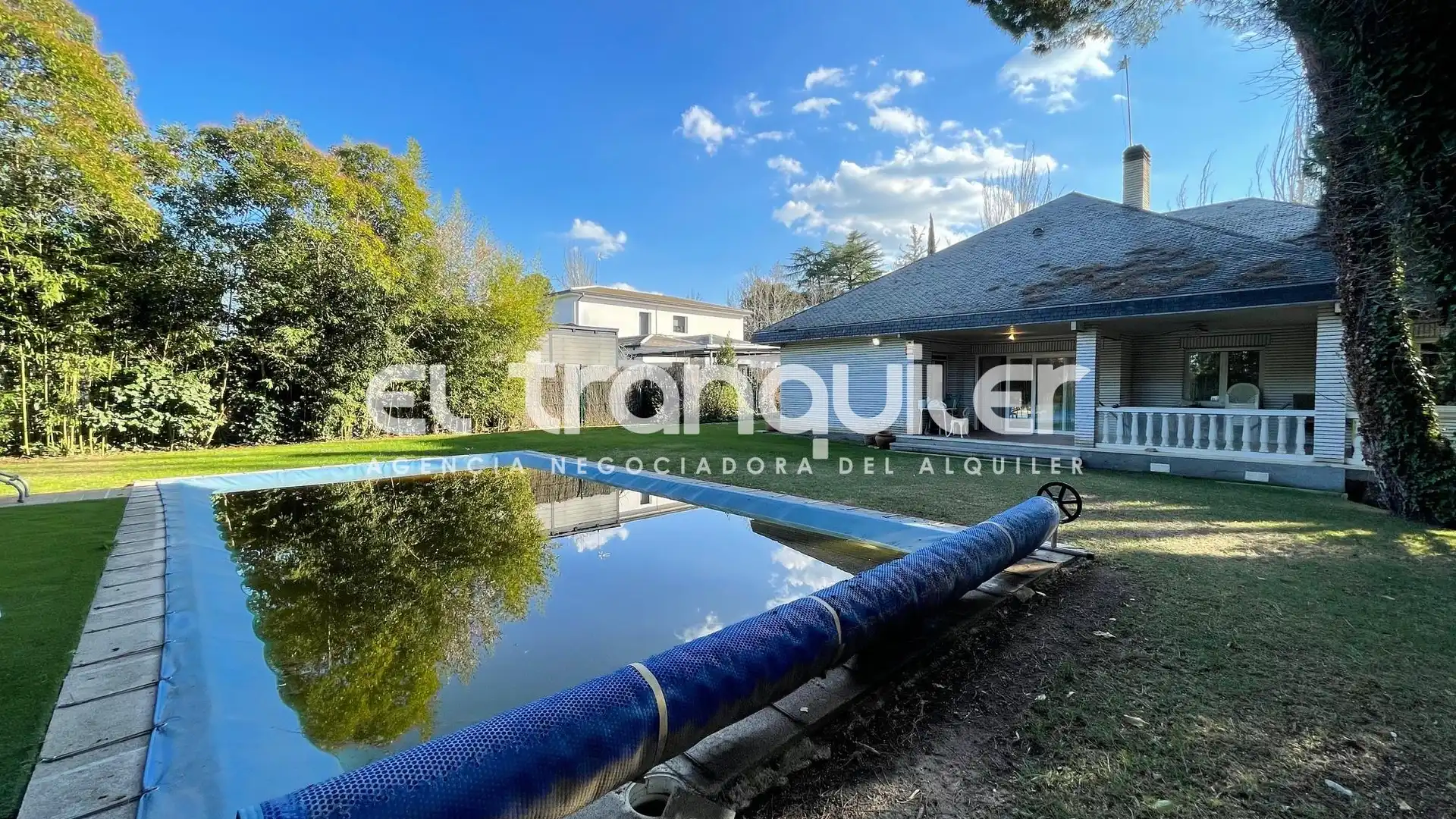 Piscina de Casa o xalet de lloguer en Fuente del Fresno amb Jardí privat, Piscina i Moblat