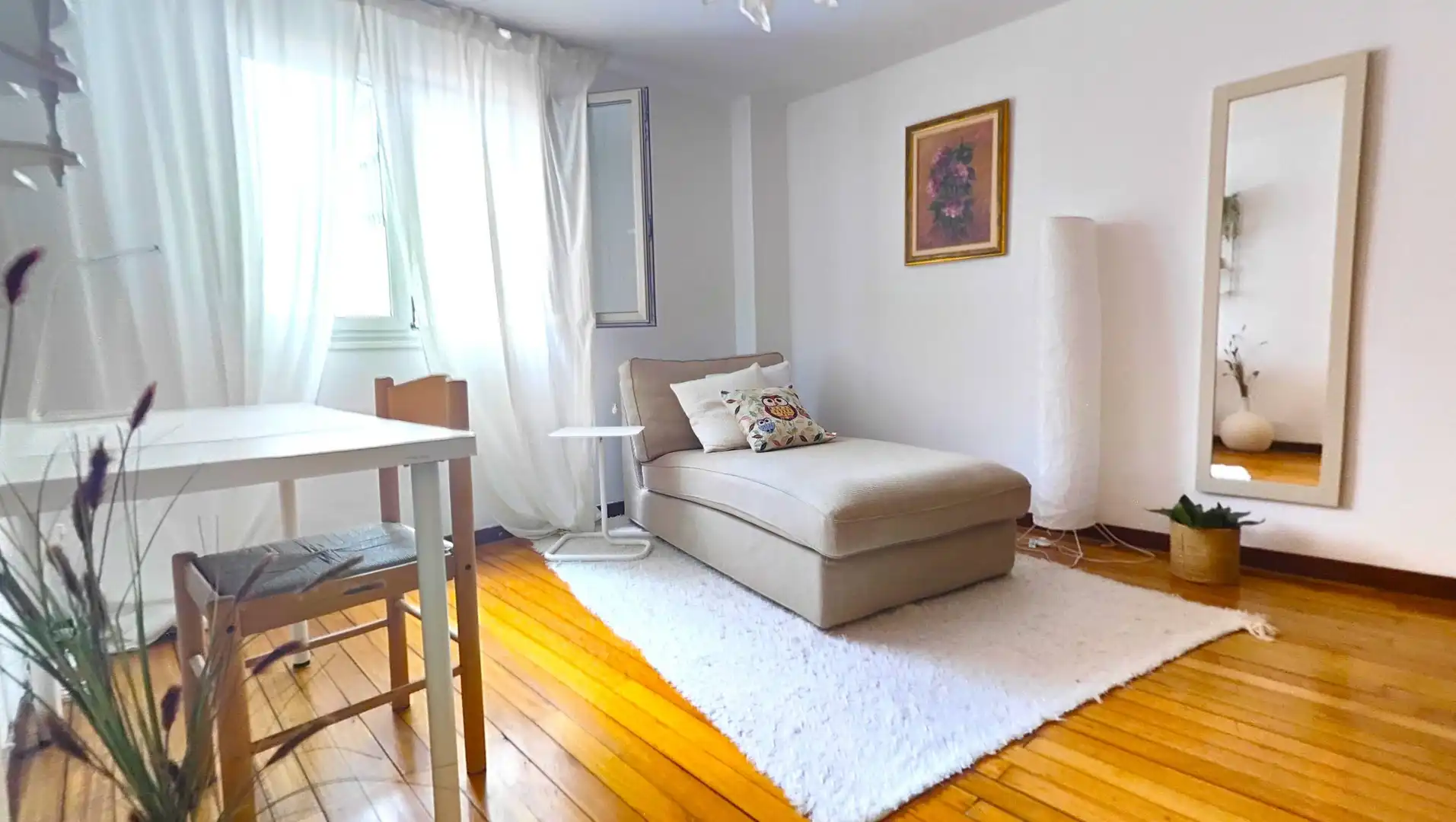 Sala de estar de Piso en venta en Santiago de Compostela  con Trastero y Amueblado