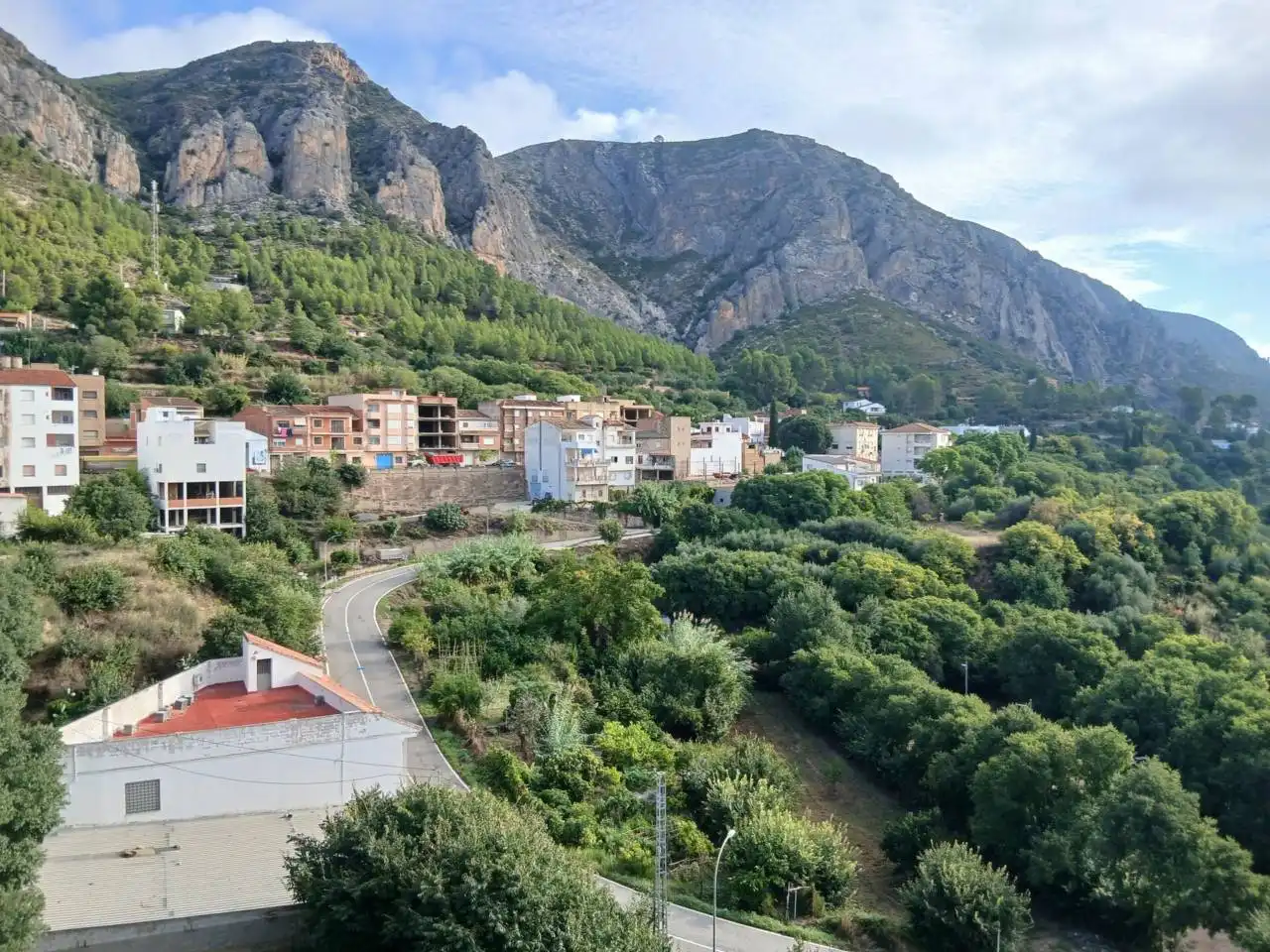 Exterior view of Houses for sale in Dos Aguas, Valencia