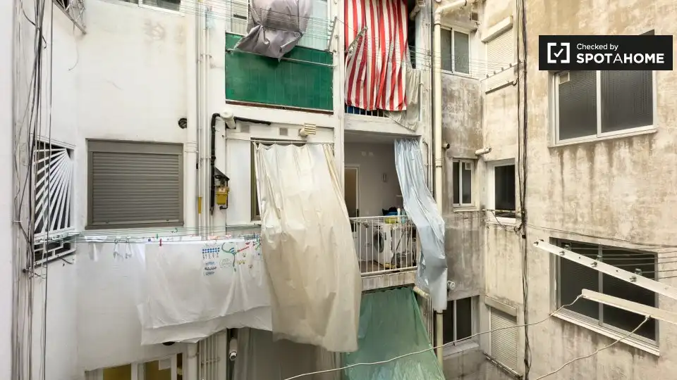 Balcony of Flat for share in Nou Barris