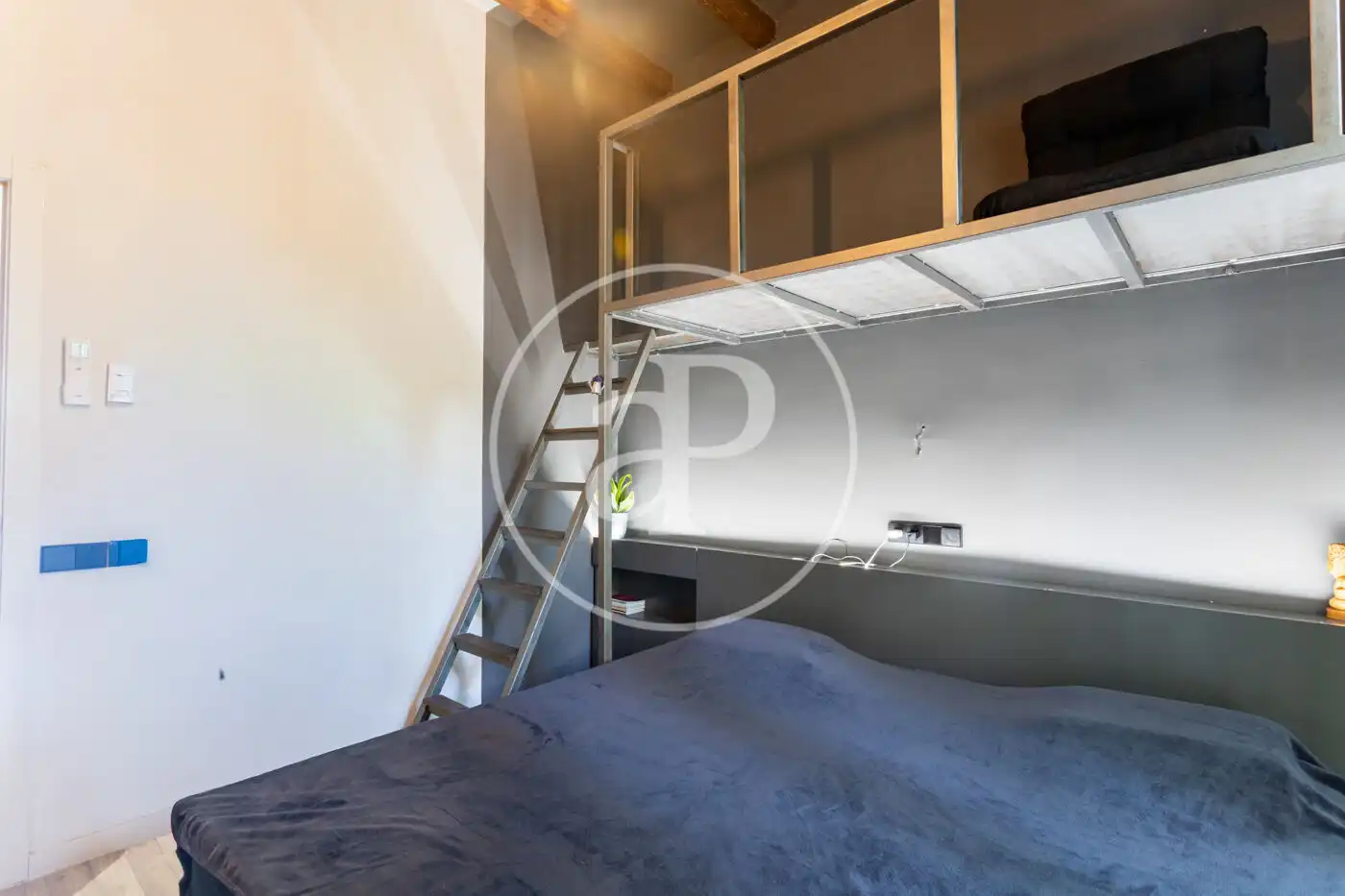 Habitación de Piso en venta en Barcelona con Aire acondicionado, Calefacción y Balcón