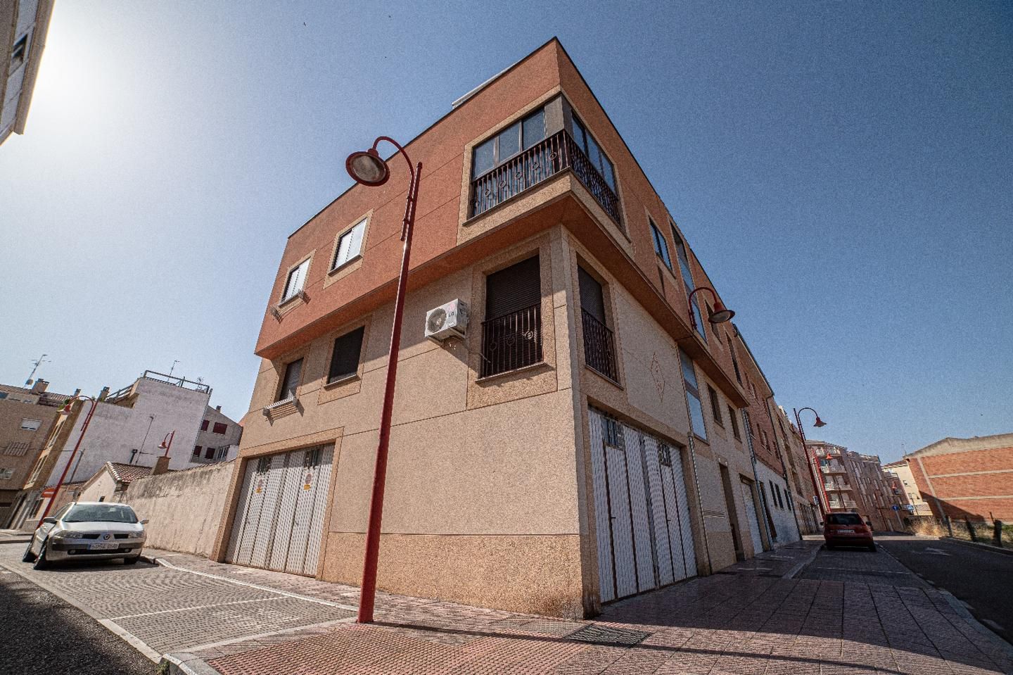 Vista exterior de Pis en venda en Santa Marta de Tormes amb Calefacció i Moblat
