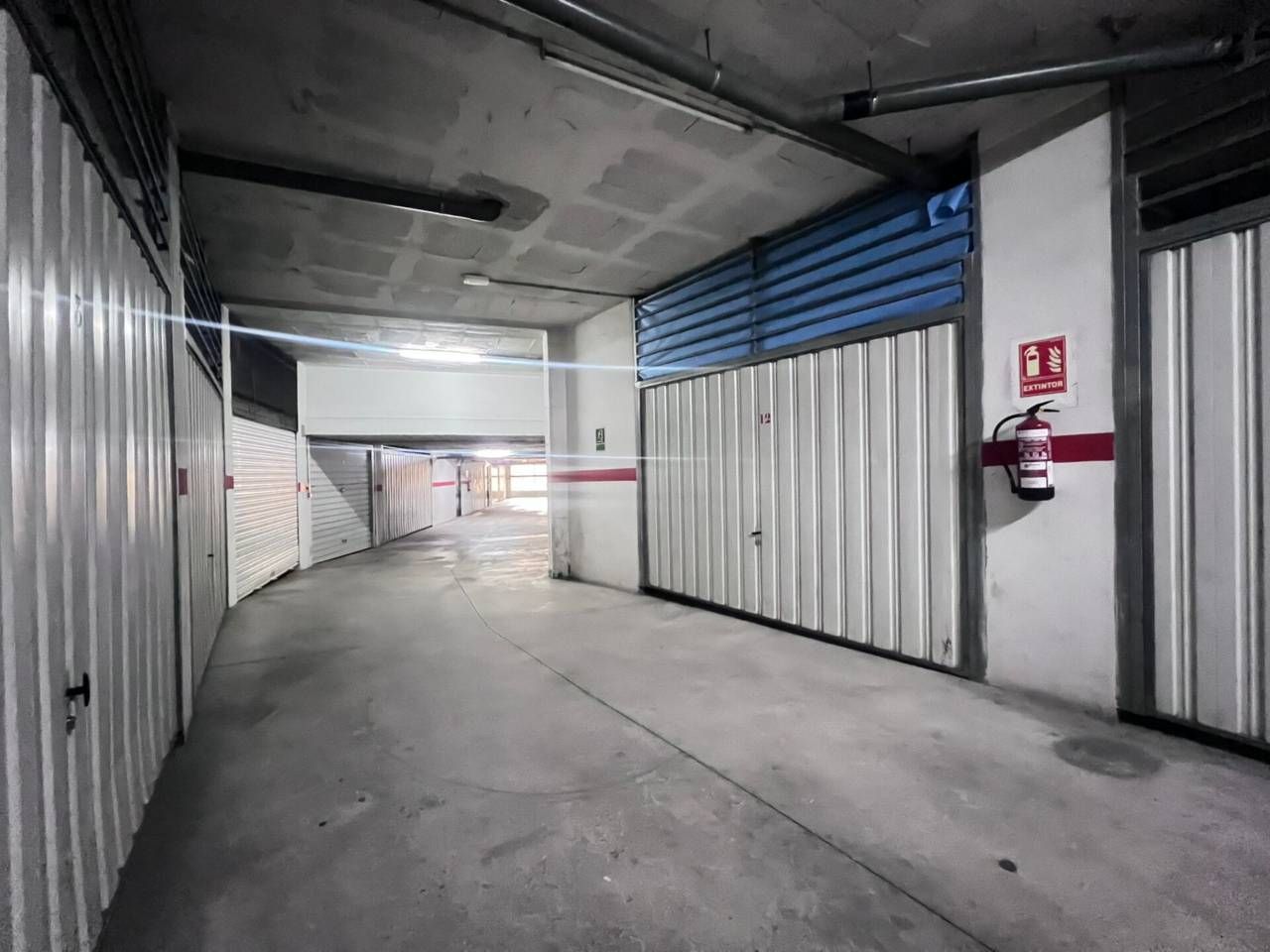 Parking de Trastero en venta en Girona Capital