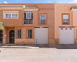 Vista exterior de Casa o xalet en venda en El Ejido amb Aire condicionat i Terrassa
