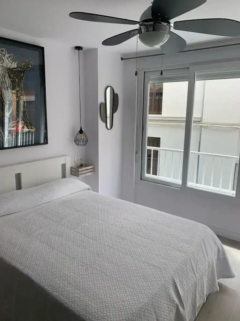 Bedroom of Study for rent in  Granada Capital  with Air Conditioner and Balcony