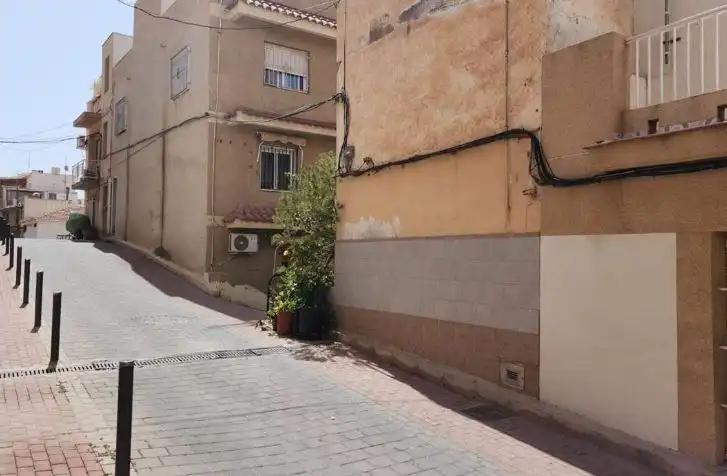 Reihenhaus zum Verkauf in Calle Santa Ana 4, imagen 2