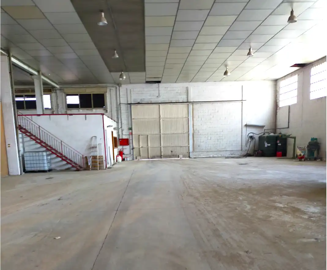 Nau industrial en venda a CANDADO, imagen 6