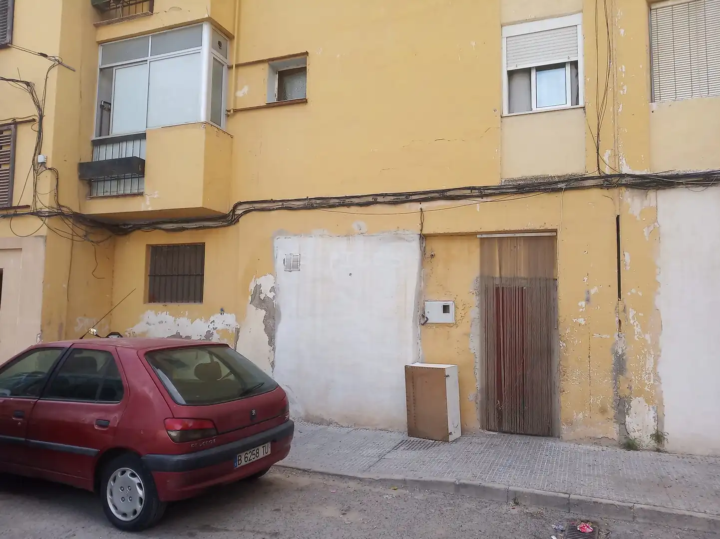 Vista exterior de Local en venta en Abarán