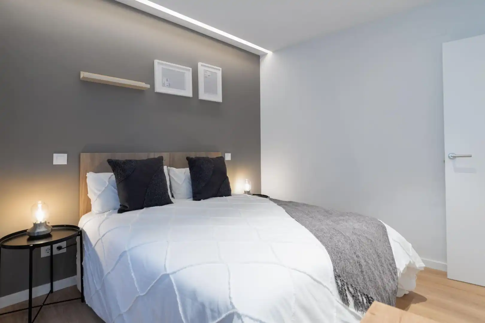 Bedroom of Apartments for rent in Madrid  with Air Conditioner, Heating and Terrace