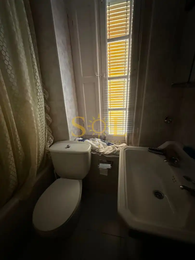 Baño de Casa o chalet en venta en Cabrillanes con Calefacción y Jardín privado