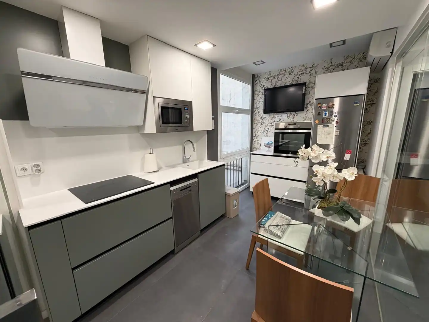 Kitchen of Flat for sale in Cuenca  with Air Conditioner