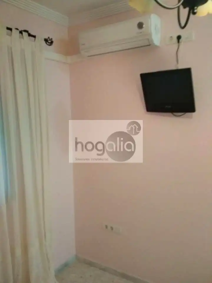 Piso de alquiler en Sevilla con Aire acondicionado, Amueblado y Balcón
