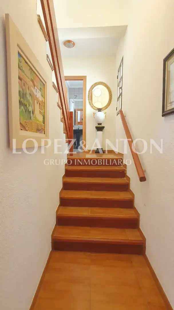 Houses for sale in L'Eliana  with Air Conditioner, Private garden and Terrace