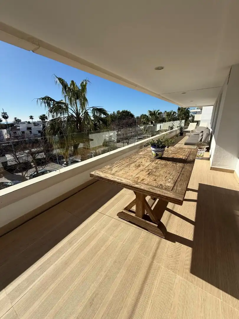 Terrassa de Pis de lloguer en Marbella amb Aire condicionat, Terrassa i Moblat