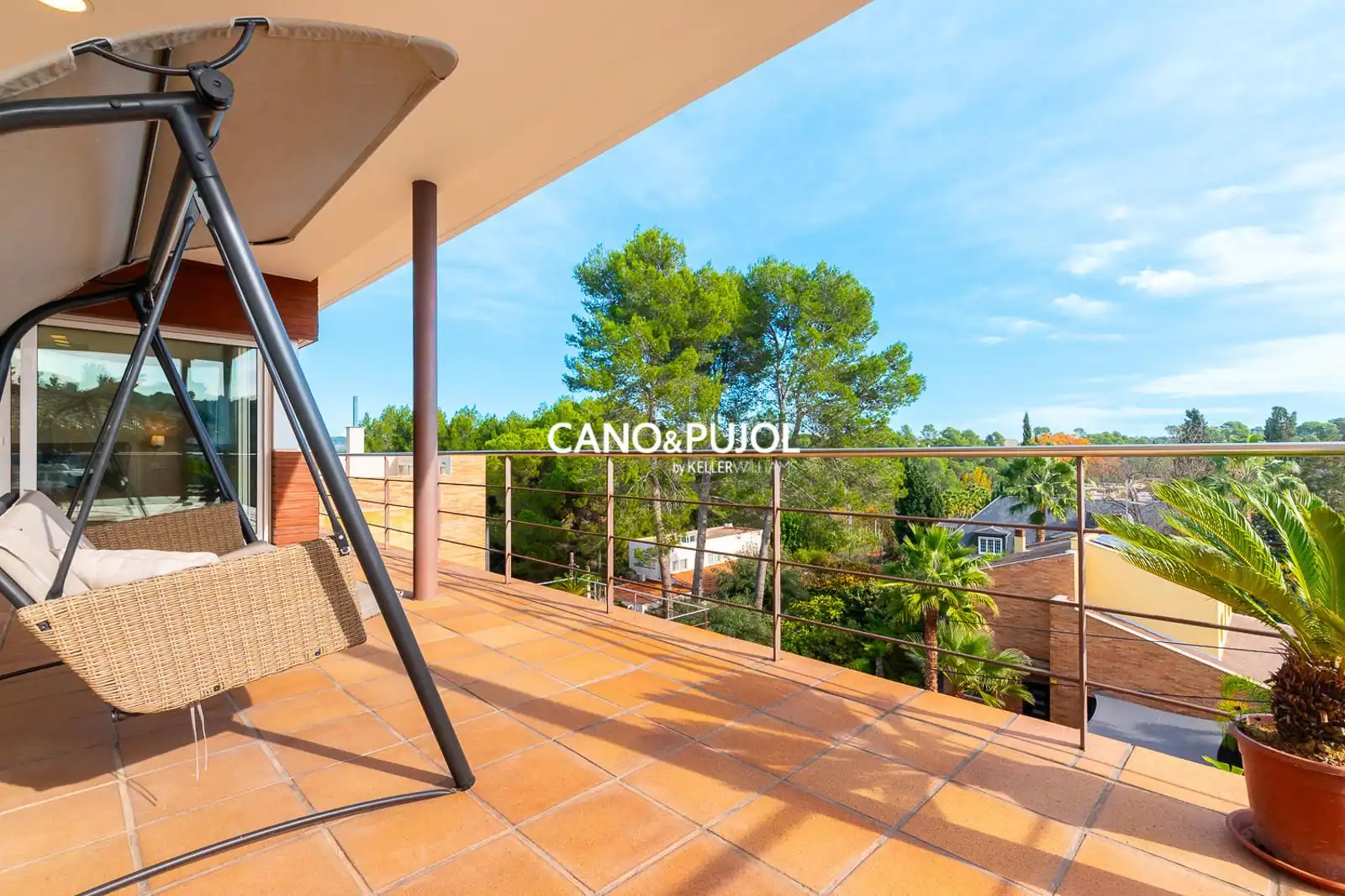 Terrace of Houses for sale in Sant Cugat del Vallès  with Air Conditioner, Terrace and Swimming Pool