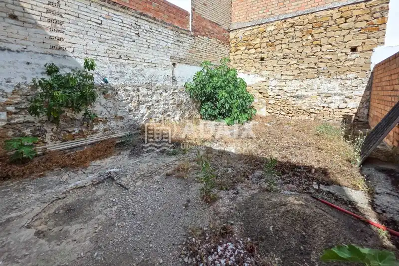 Houses for sale in Calle Cristo del Gallo, Úbeda