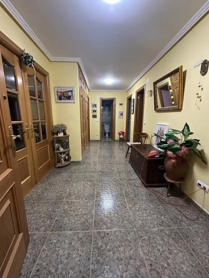 Country house zum Verkauf in Ponferrada mit Heizung, Privatgarten und Terrasse