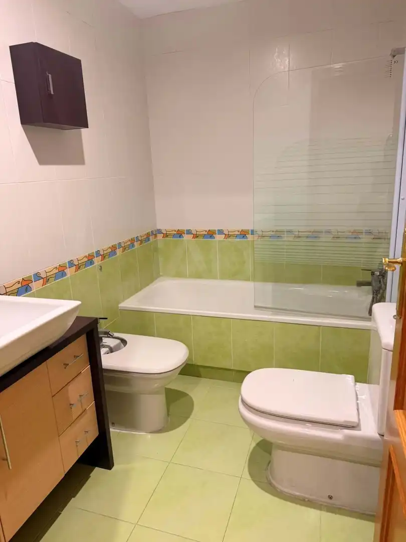 Bathroom of Duplexes for sale in Villaquilambre  with Heating