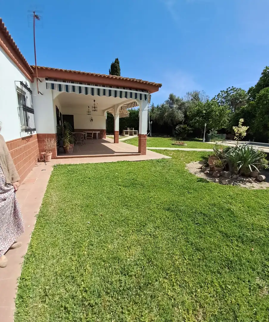 Jardín de Casa o chalet en venta en Palomares del Río con Aire acondicionado, Jardín privado y Terraza