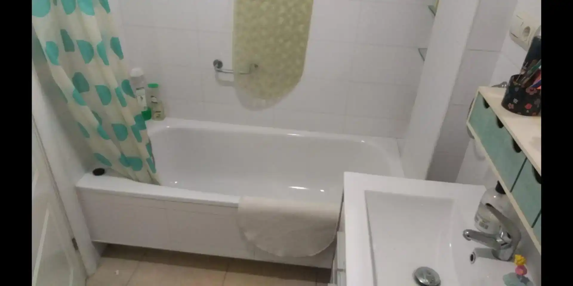 Bany de Apartament en venda en Torrevieja amb Aire condicionat