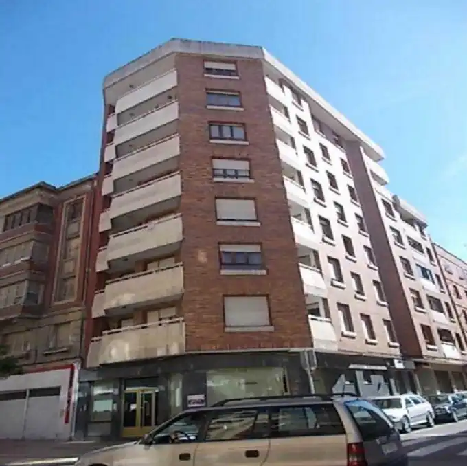 Local commercial à vendre à CL PEREZ GALDOS